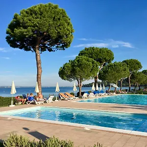 Le Corti Del **** Padenghe sul Garda