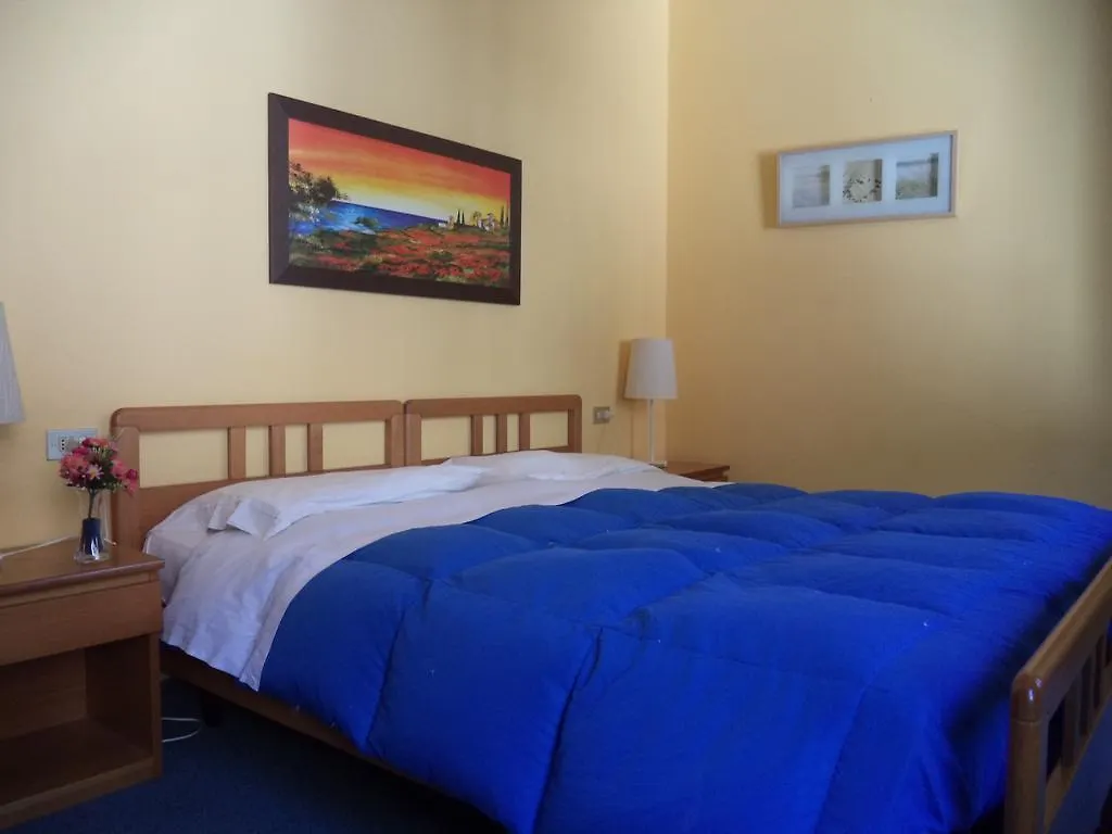 Hotel Il Nibbio Magreglio 2*,  Włochy