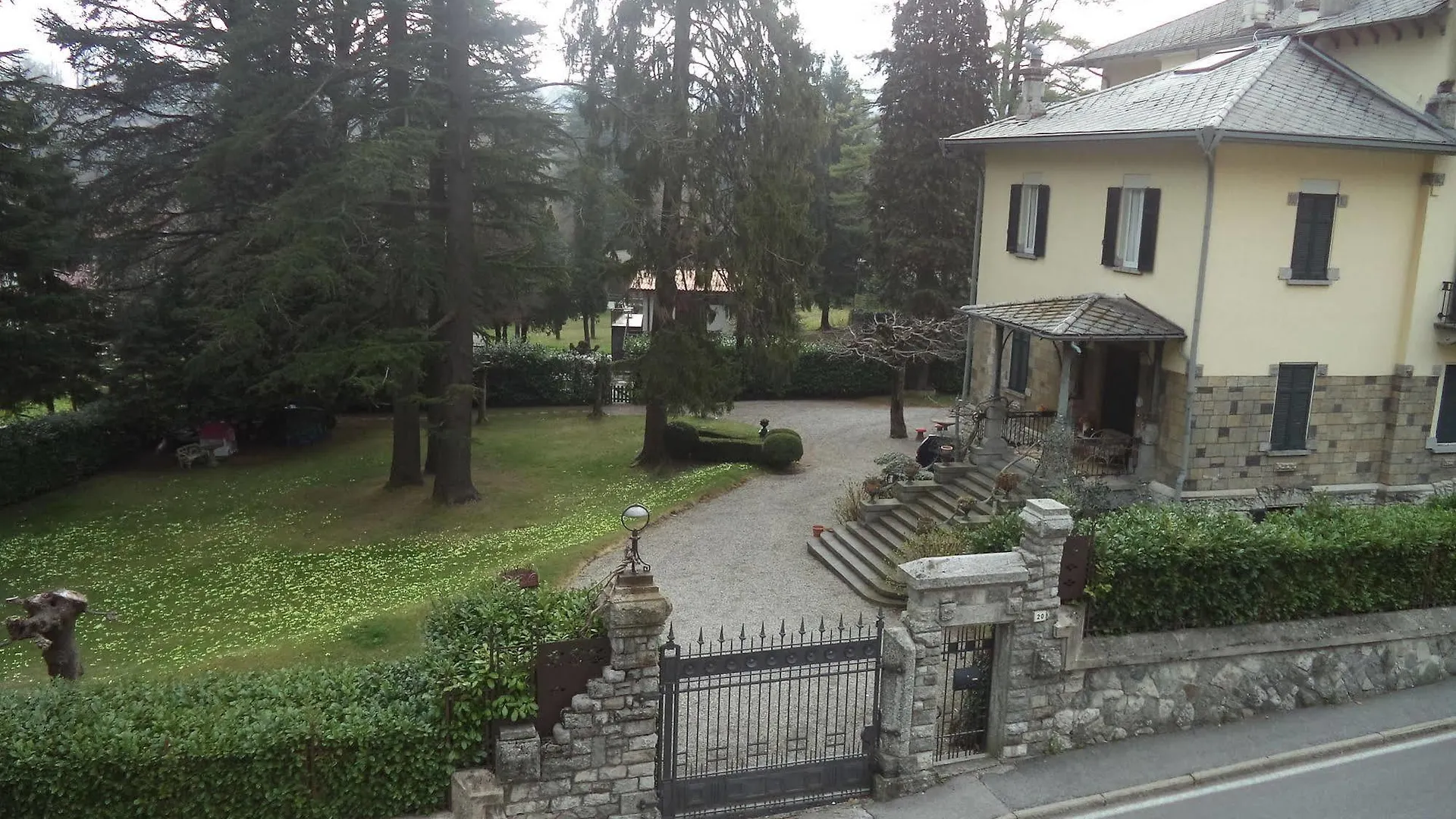 Hotel Il Nibbio Magreglio 2*,  Włochy